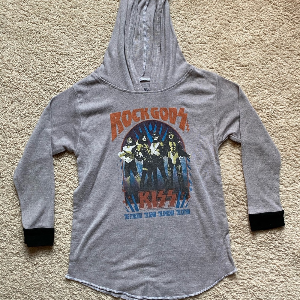 Cool KISS Long sleeve T 😛🤘🏼🎸